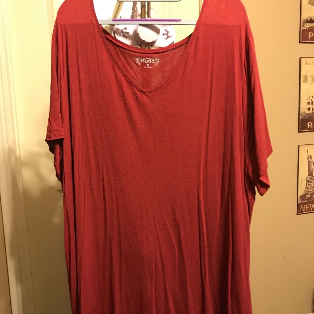 NWOT Mudd Deep Red V-Neck 3X Tee